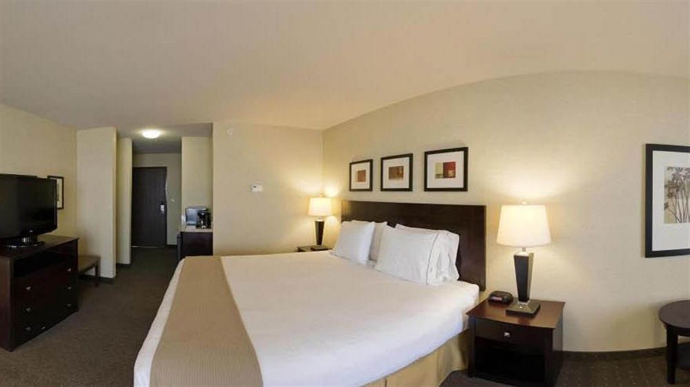 Holiday Inn Express Hotel & Suites Eagle Pass By Ihg Exterior foto